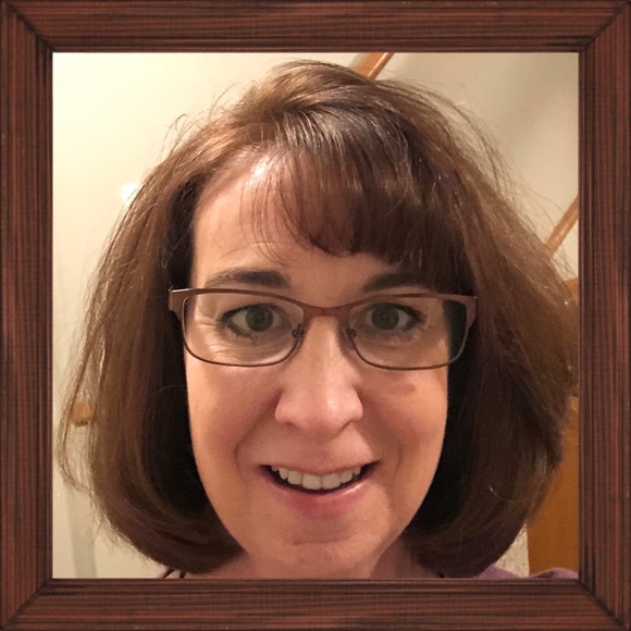 Meet your Posher, Regina